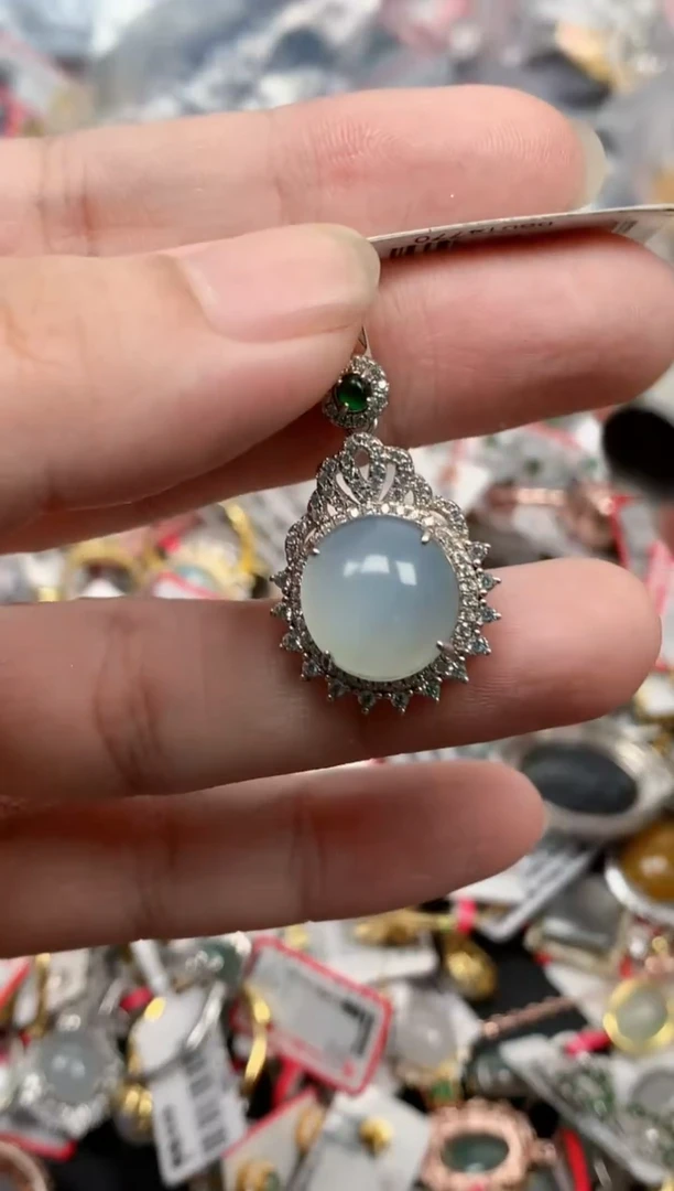 翡翠戒指银S925镶嵌天然缅甸翡翠