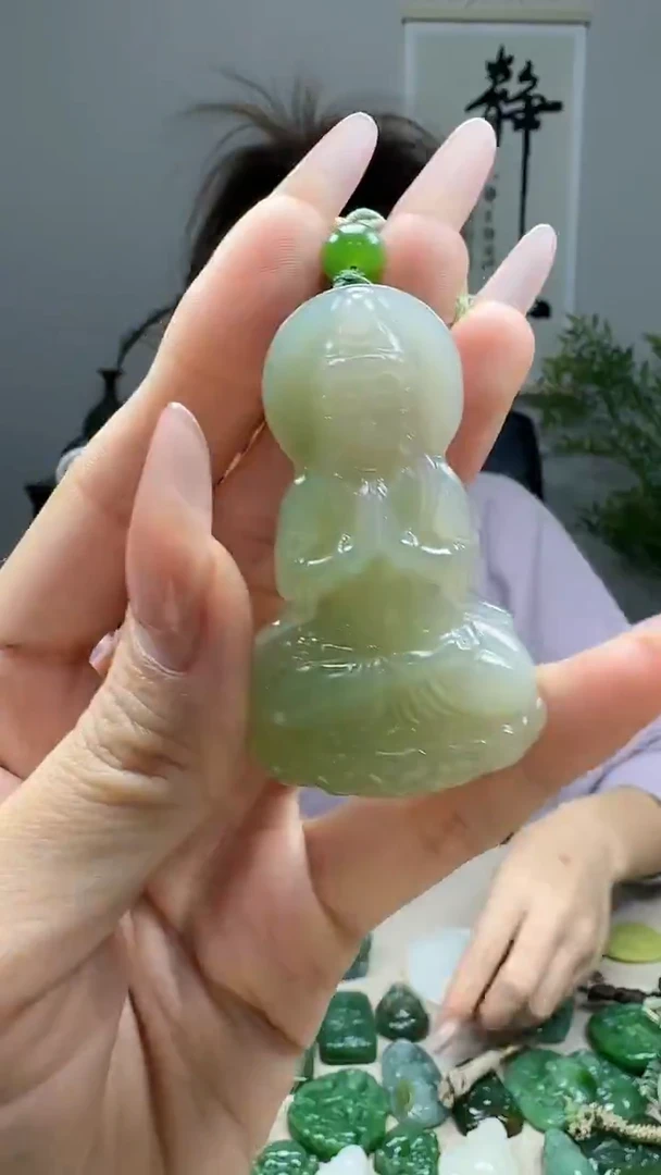 未镶嵌和田玉挂件1