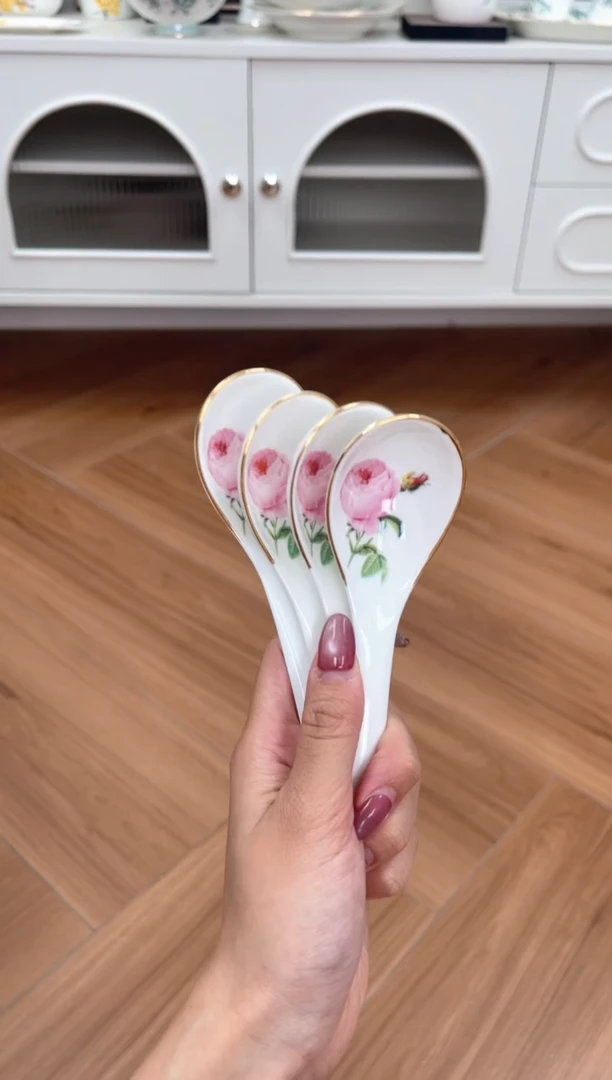 碗玫瑰高骨骨瓷4个勺