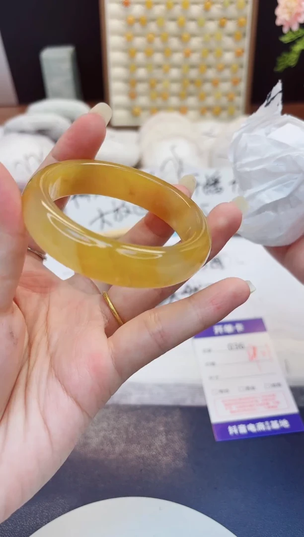 未镶嵌手镯石英质玉36-财气镯-圈口53