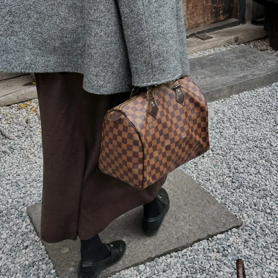 未使用 LouisVuitton/路易威登 青奢荟/sp30棋盘格斜挎包/