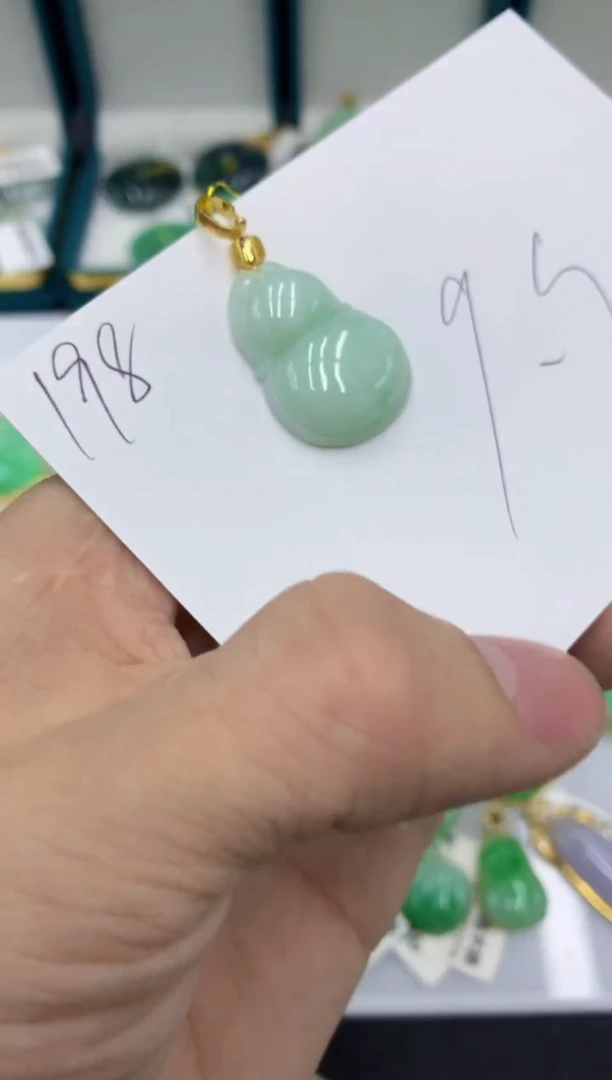 【闪购商品】翡翠颈饰未镶嵌链接1111