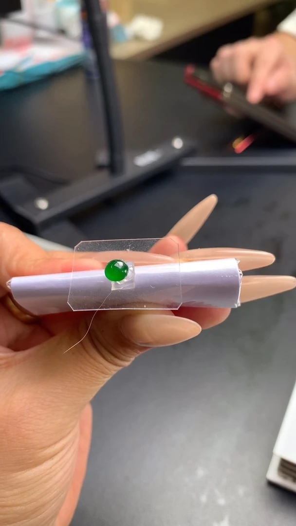 未镶嵌定制翡翠梧*翡翠