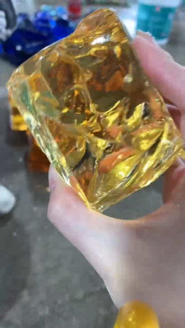 新疆托帕石原石摆件