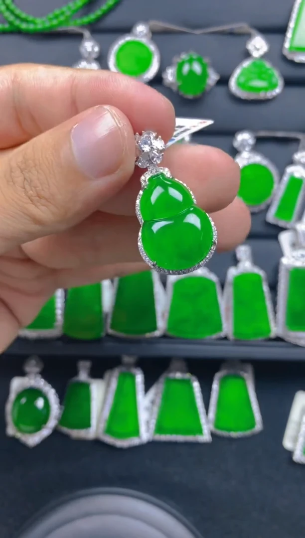 翡翠银S925镶嵌颈饰11111111111