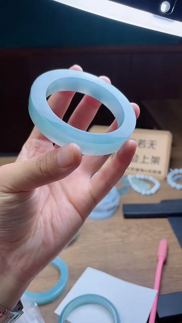 定制翡翠手镯未镶嵌水**萍定制