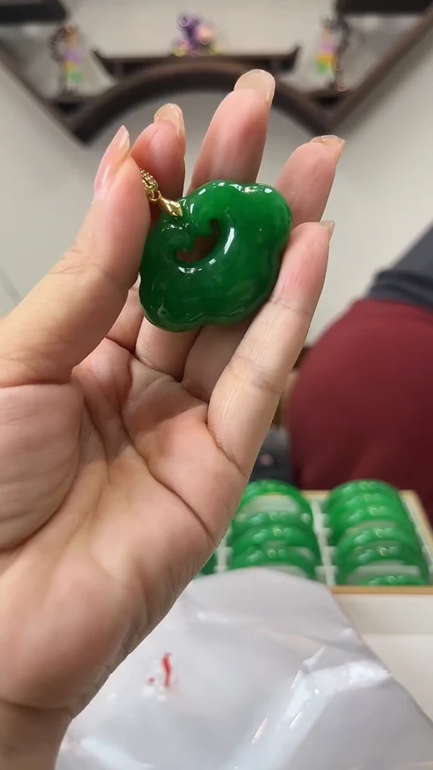 【闪购商品】砖雕a29 手工雕刻吊坠