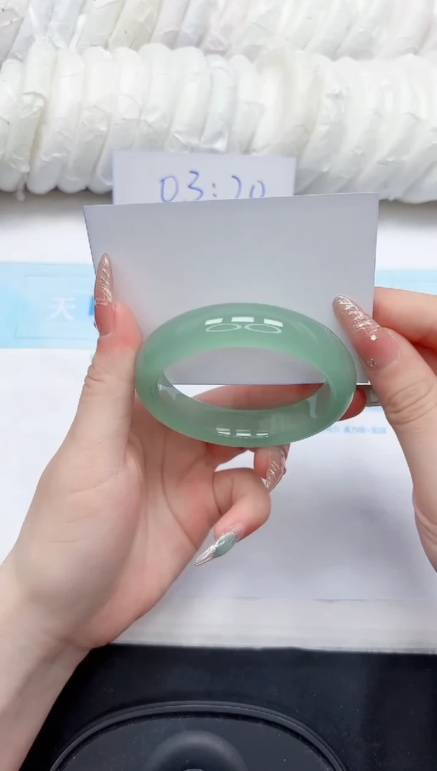 石英质玉手镯未镶嵌7-54