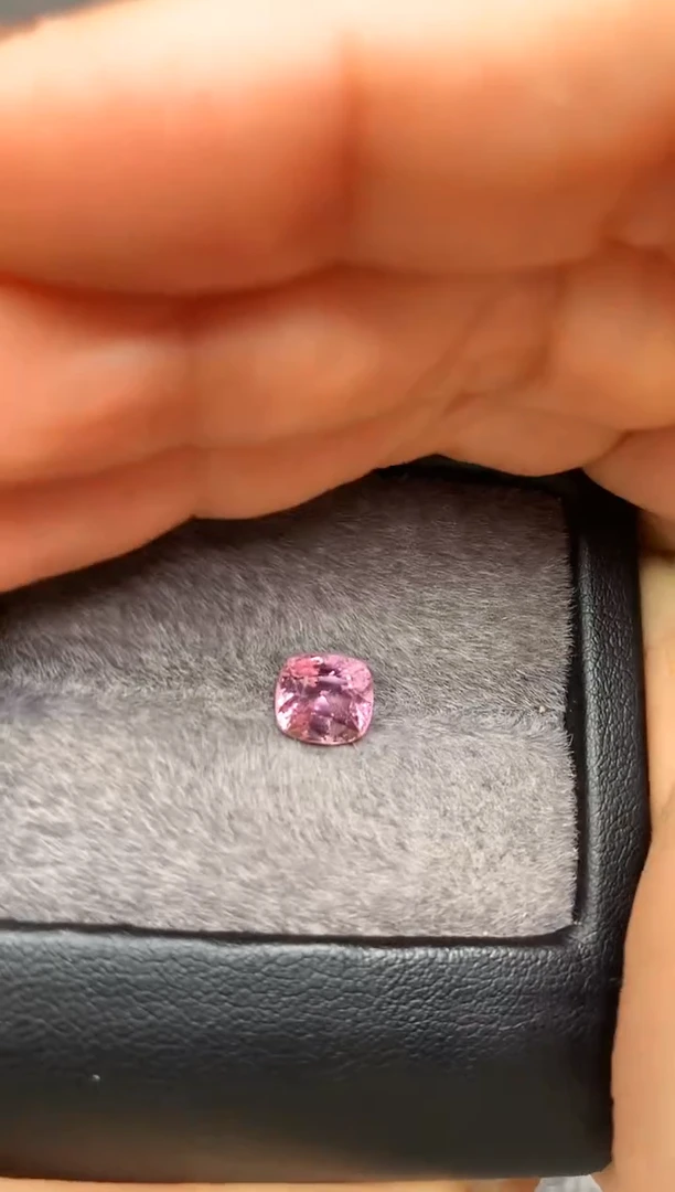 【闪购商品】定制尖晶石裸石未镶嵌枕型 丁香色调 2.17ct