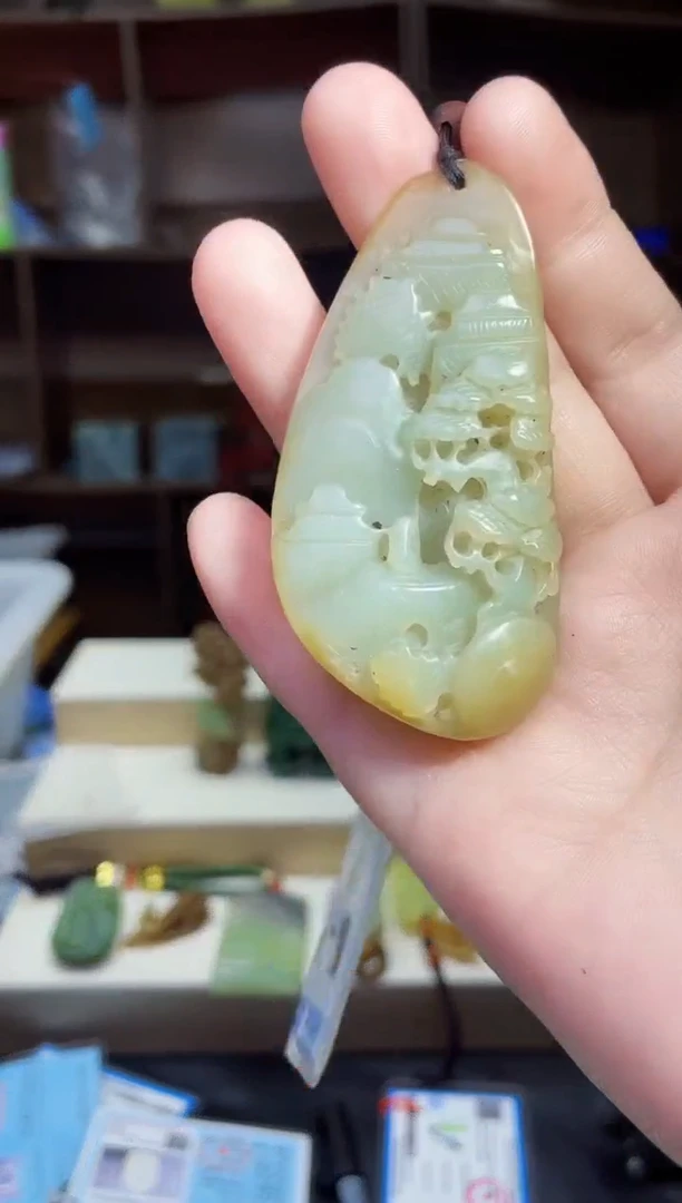 和田玉未镶嵌颈饰1