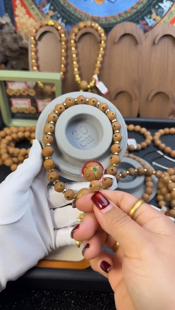 手串凤眼菩提`****]12mm 绿宝镶嵌换龙爪三通----难念的经