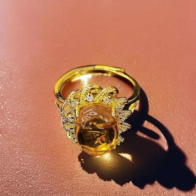 【顾佳珠宝】【证书+礼盒 】时尚合金镶嵌琥珀·花珀戒指（琥珀）BJ10024