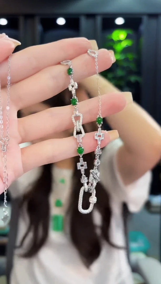 翡翠未镶嵌颈饰 回形针 翡翠/多样性发货/一件