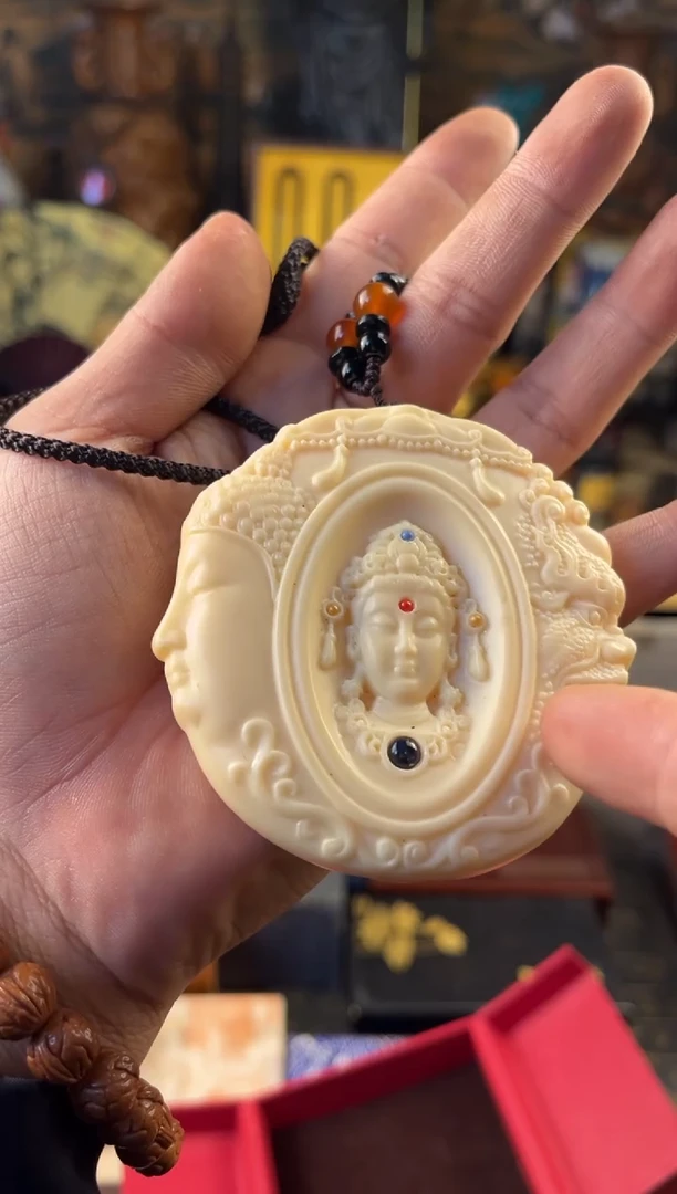 吊坠滴血莲花菩提 三三甄选