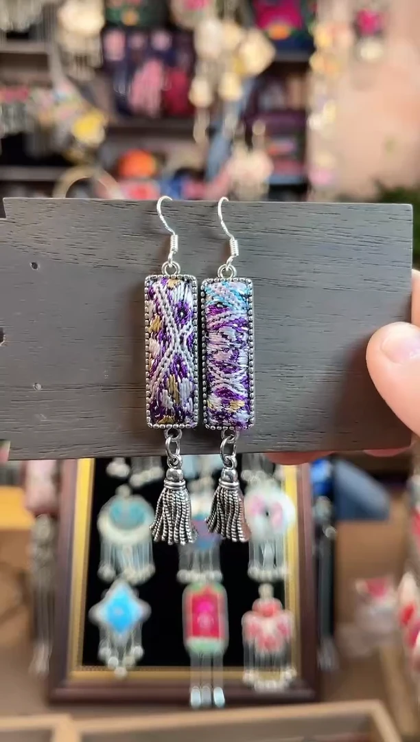 织绣民族风手工非遗老绣饰品616