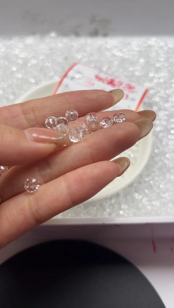 颈饰未镶嵌水晶w3066白水车轮切面算盘6*3mm*40颗