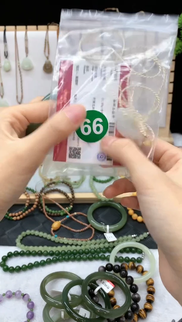 颈饰未镶嵌和田玉**吊坠4