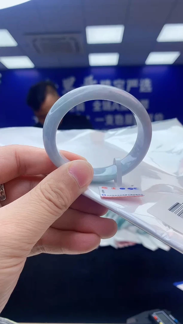 【闪购商品】翡翠手镯未镶嵌翡翠天然A货手镯