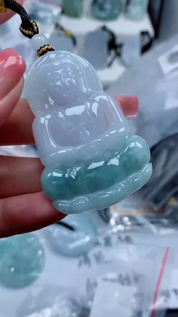 翡翠未镶嵌颈饰吊坠