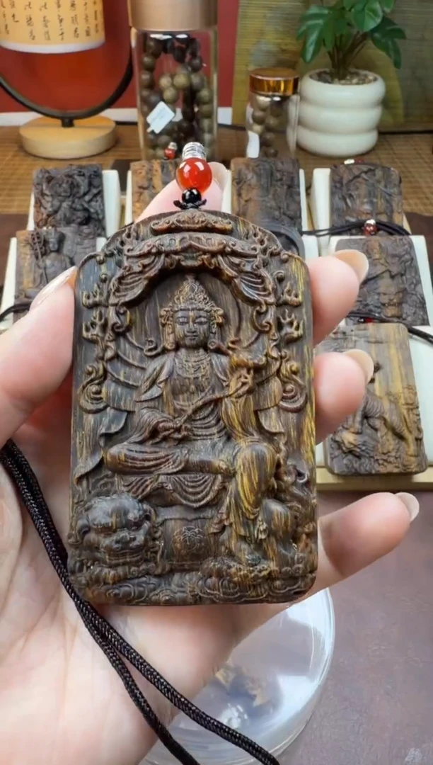 木木雕款芽庄 十二生肖守护   兔 文殊菩萨  8cm 送养香瓶