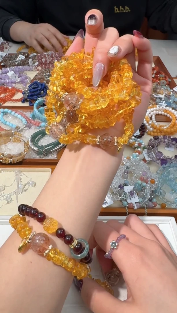 【闪购商品】琥珀手链未镶嵌D120琥珀碎石黑金超单珠款