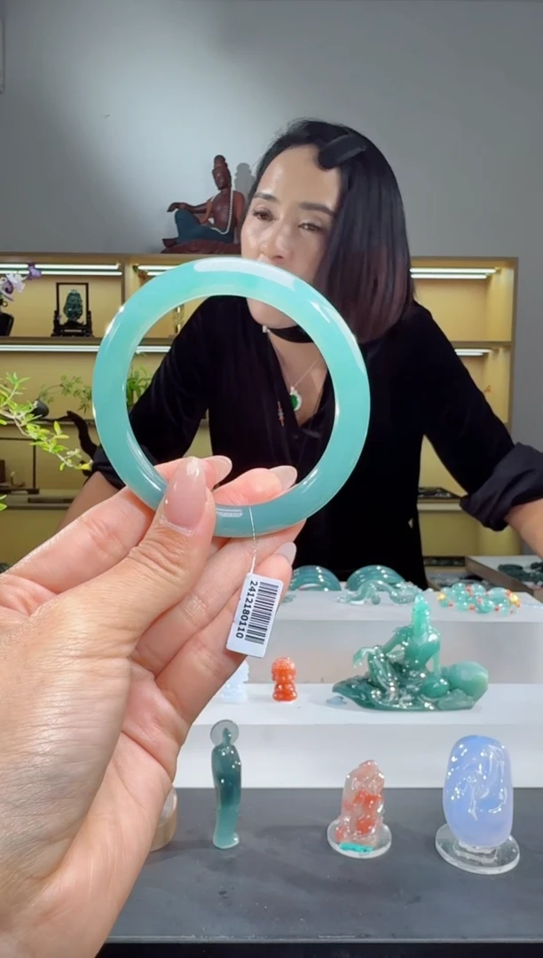 未镶嵌手镯翡翠56圈