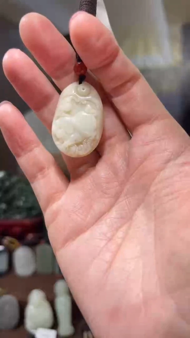 颈饰未镶嵌和田玉·