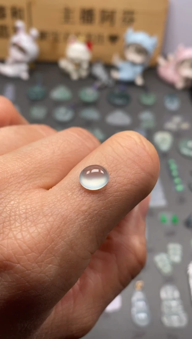 【闪购商品】翡翠颈饰未镶嵌冰蛋面/芬