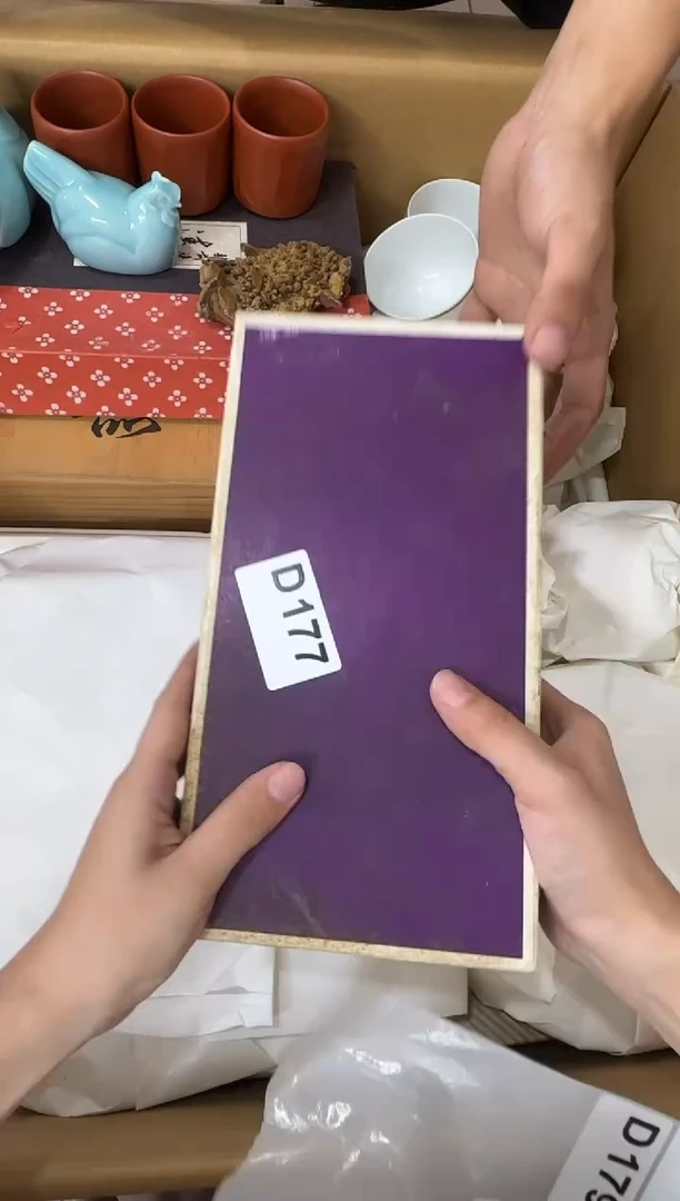 其他老*哥177...中古产品谨慎参拍