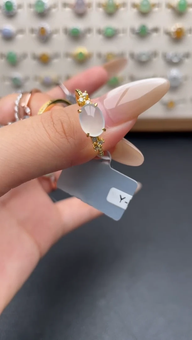 银S925镶嵌戒指翡翠一物一证一礼盒