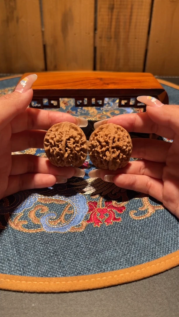 把件文玩核桃018秦闷35