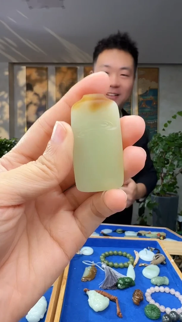 未镶嵌和田玉挂件拍一发一