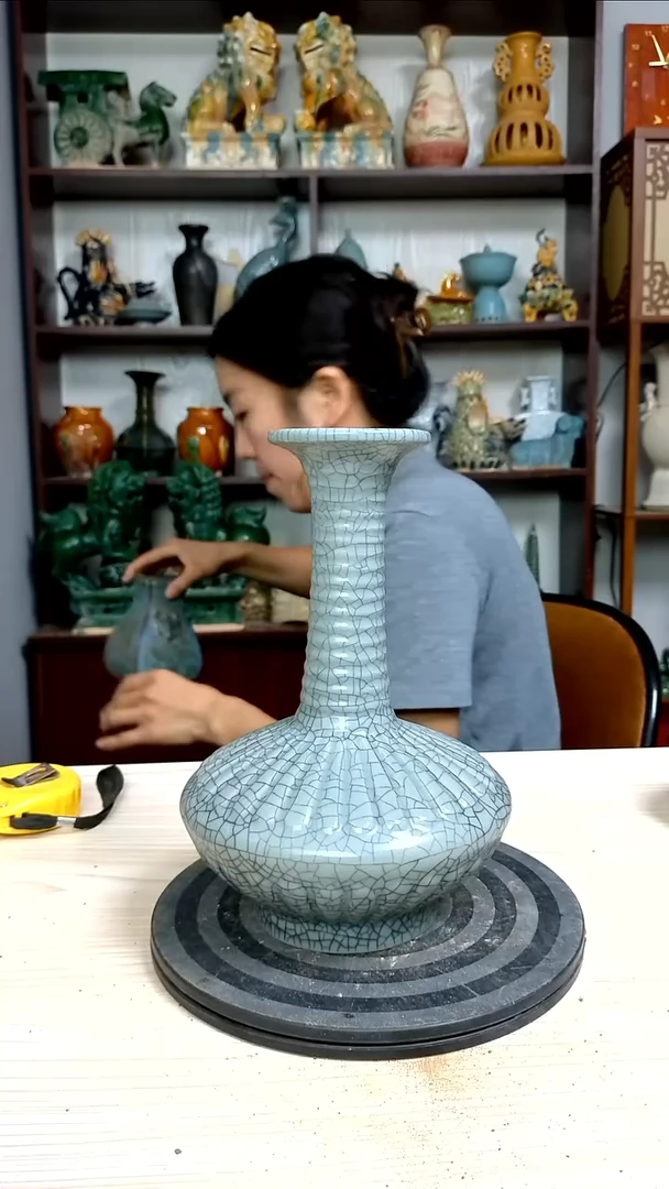 经典精美复古风格瓷器