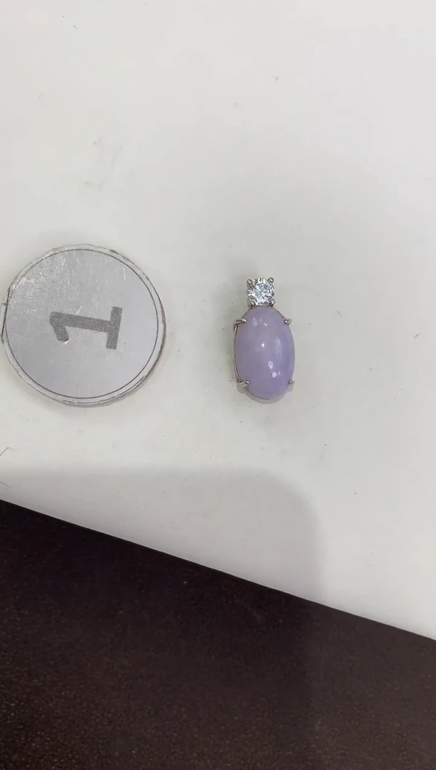 颈饰18K金镶嵌翡翠天然缅甸A货翡翠