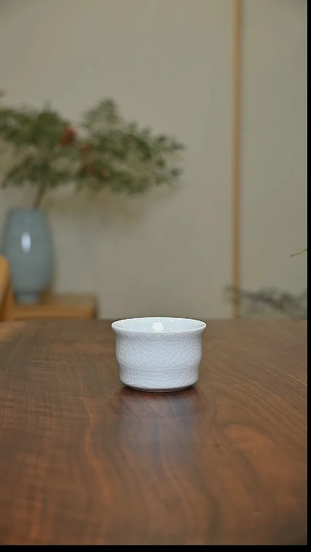 杯 月白釉 微瑕 朱家款