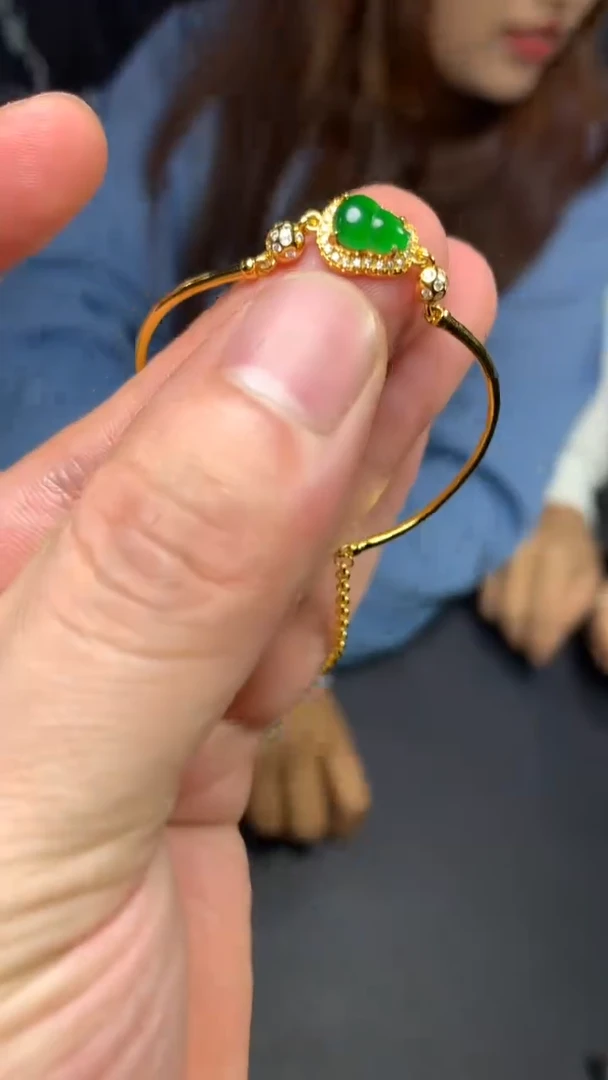 【闪购商品】翡翠手链未镶嵌0179398874/多样性发一