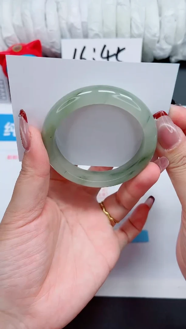 【闪购商品】石英质玉手镯未镶嵌119