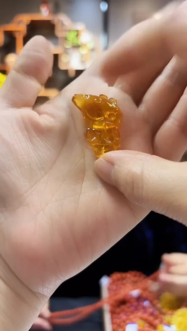 【闪购商品】蜜蜡颈饰未镶嵌挂件