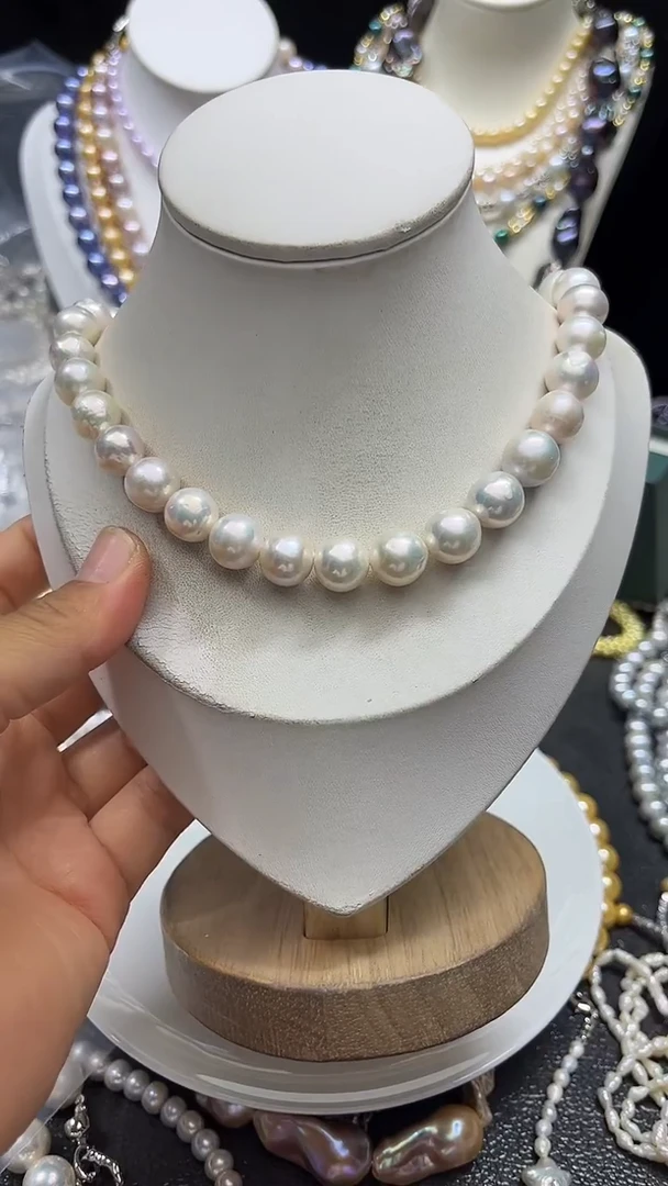 颈饰未镶嵌淡水珍珠多人