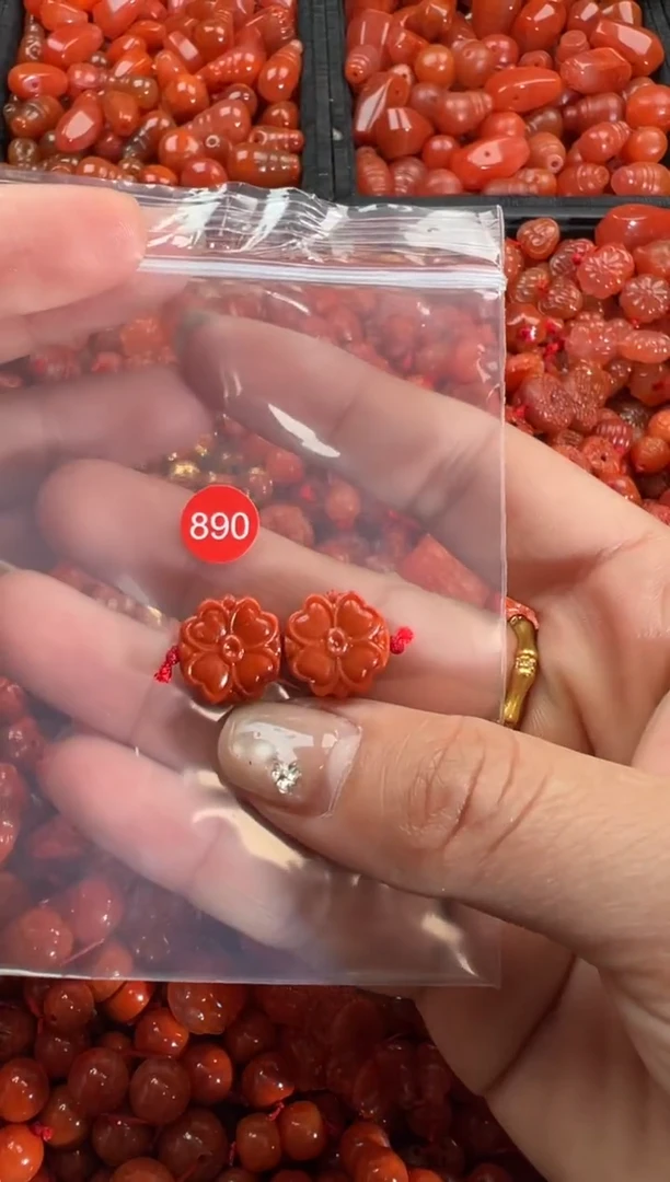 【闪购商品】南红玛瑙颈饰未镶嵌1