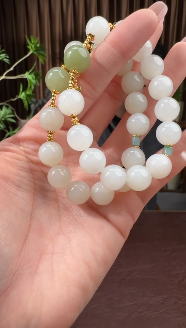 颈饰未镶嵌和田玉118王航10.21多样性拍一发一