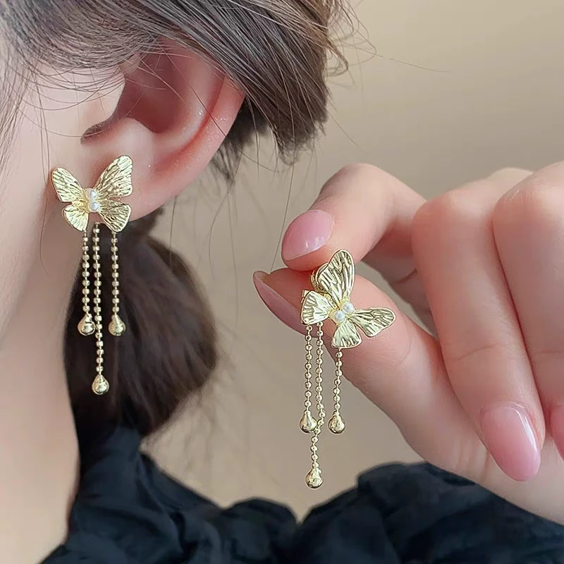 铜合金耳饰 1016复古蝴蝶流苏耳钉轻奢高级感气质耳饰