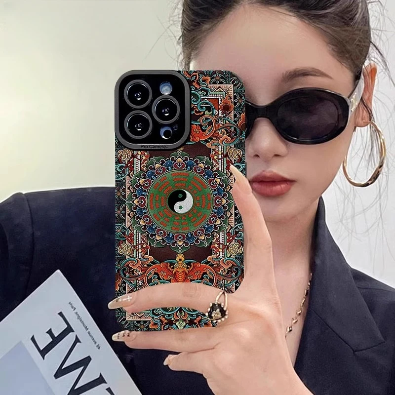 太极阵印花适用苹果16promax手机壳iphone15时尚新款14pro复古por