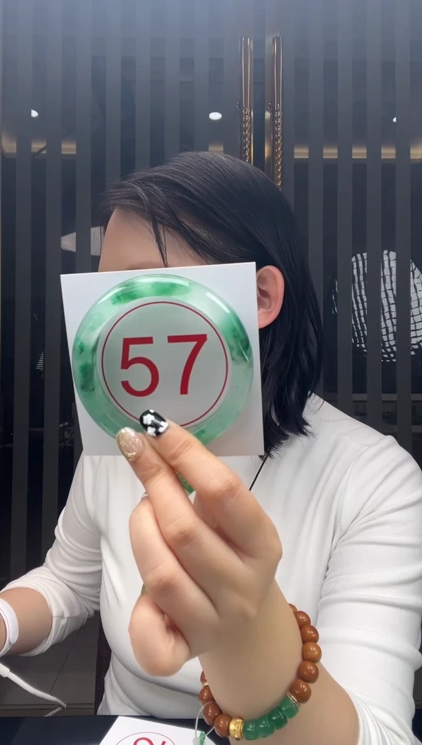 未镶嵌手镯石英质玉28