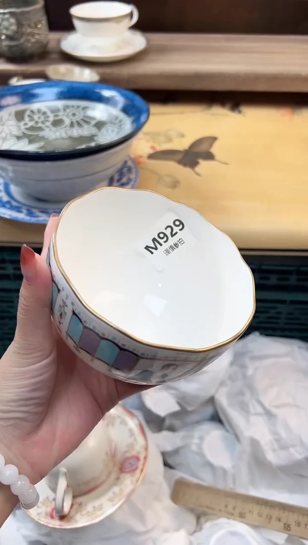 瓷片娜  929