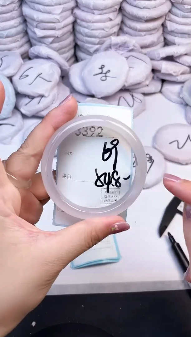 手镯玛瑙/玉髓未镶嵌3392