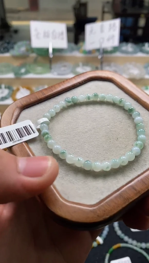 【闪购商品】翡翠手链未镶嵌天然A货翡翠