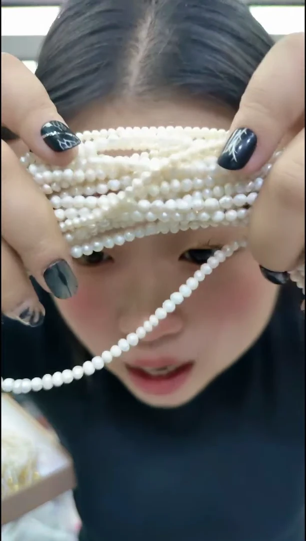 【闪购商品】淡水珍珠颈饰合金1719白珍珠小米珠