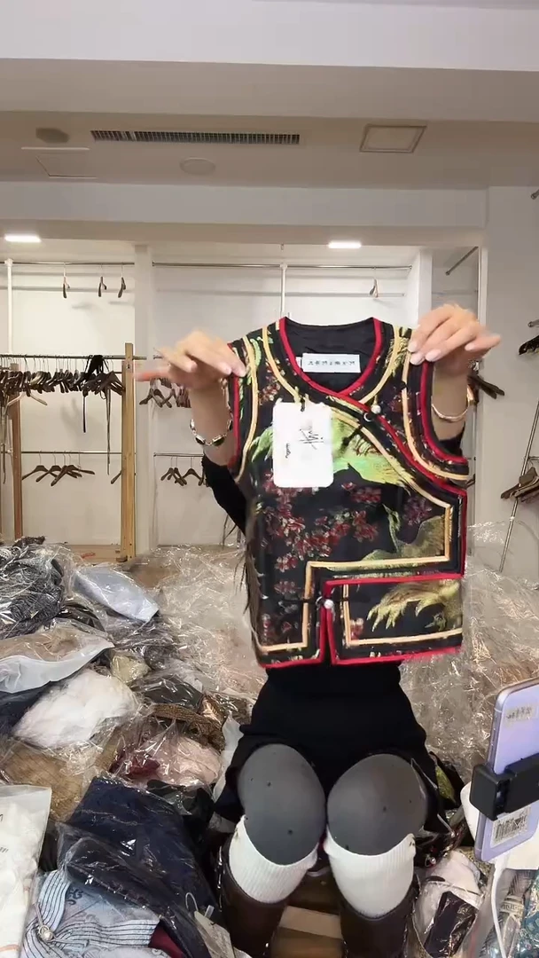 儿童      马甲      110码