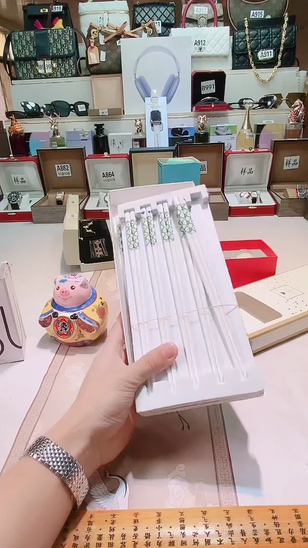 瓷片瓷器 库房到期 全部地板价@@1